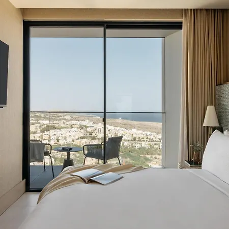 Отель Me Malta By Melia Сент Джулианс