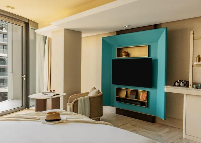 Me Malta By Melia Hotel San Ġiljan