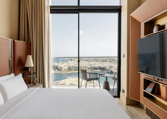 Hotel Me Malta By Meliá 5*